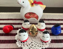 起き上がり小法師